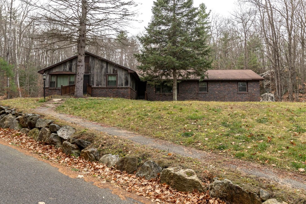 57 Pine St, Hooksett, NH 03106 - photo 1