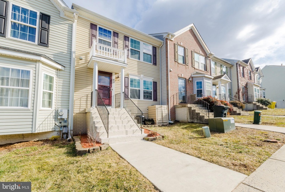 48 Litchfield Ln W, Martinsburg, WV 25405 - photo 1