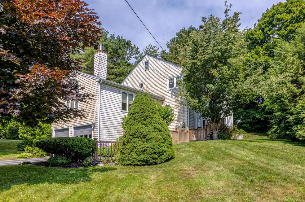 4 Wabun Rd Cape Elizabeth ME-large-002-0