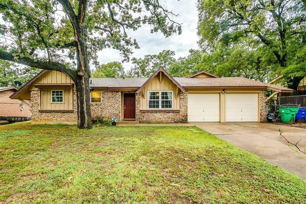 1036 Idlewood Ave, Azle, TX 76020 - photo 1