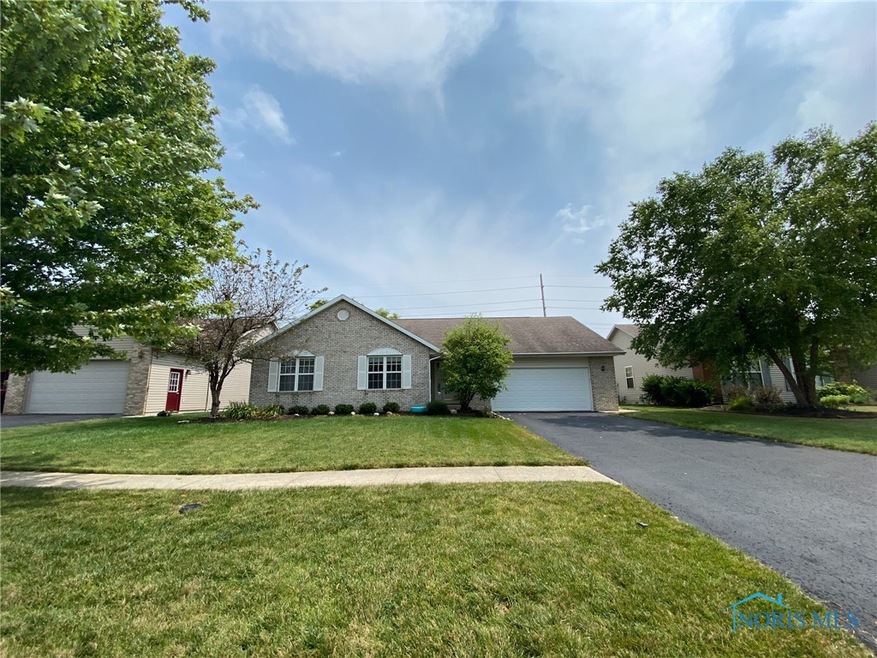 813 Tarra Oaks Dr, Findlay, OH 45840 - photo 1