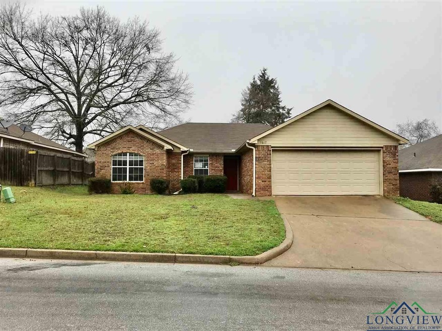 1617 Emily Ln, Kilgore, TX 75662 - photo 1