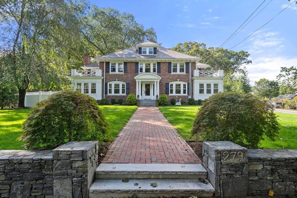 Pending $2,595,000 • Co-Listing Agent