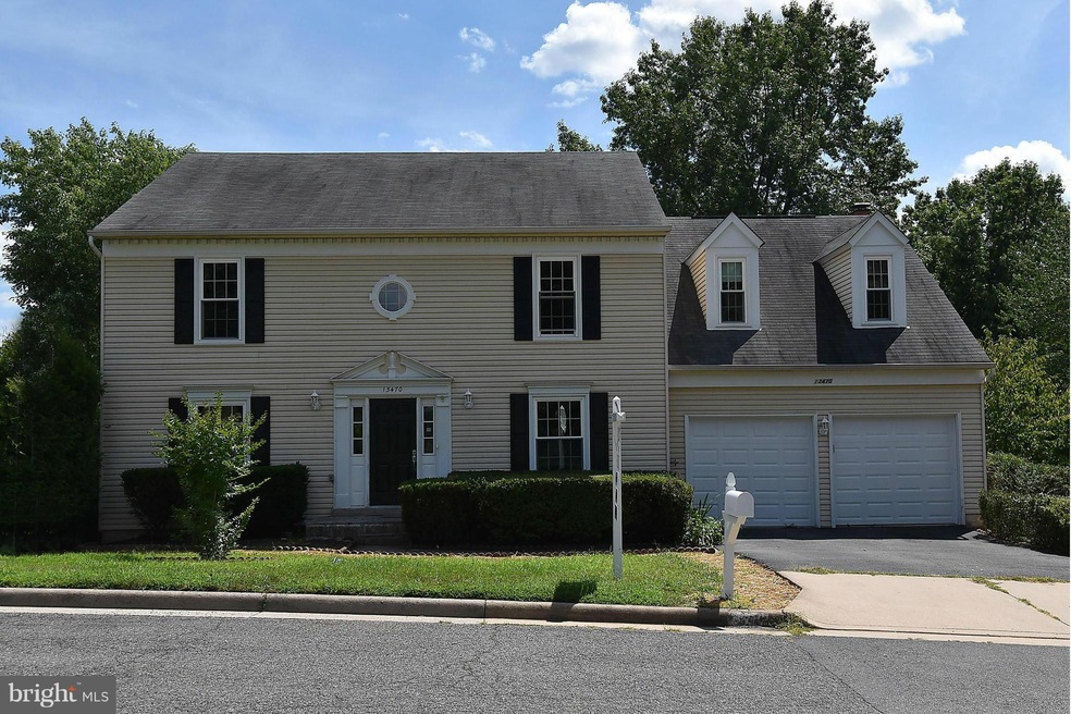 13470 Stream Valley Dr, Chantilly, VA 20151 - photo 1