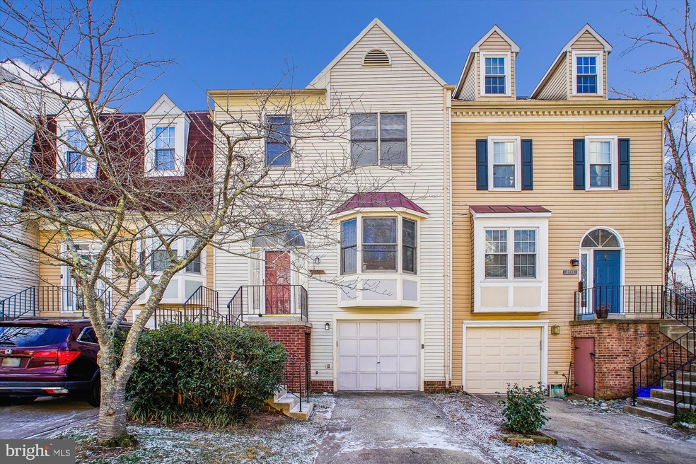 8113 Squirrel Run Rd, Springfield, VA 22152 - photo 1