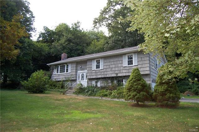 27 Lake Dr, Somers, NY 10589 - photo 1