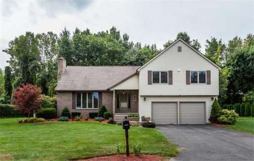 31 Memory Ln, Feeding Hills, MA 01030 - photo 1