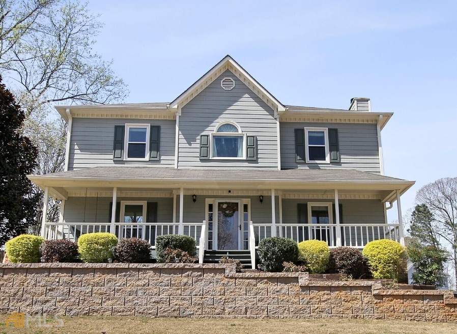Hilltop Retreat - Minutes from KSU, Shops, and Res