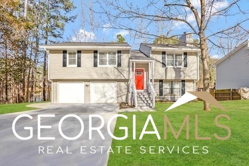 1113 Park Forest Ct NW, Lilburn, GA 30047 - photo 1