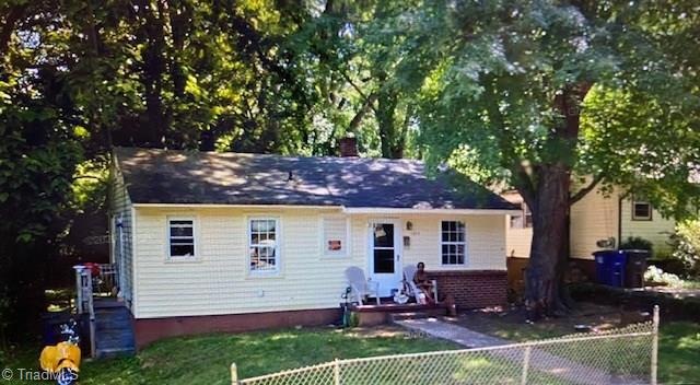 1640E NE 22nd St, Winston Salem, NC 27105 - photo 1