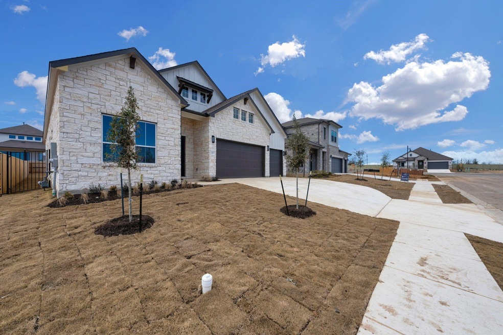 401 Olinda Way, Liberty Hill, TX 78642 - photo 1