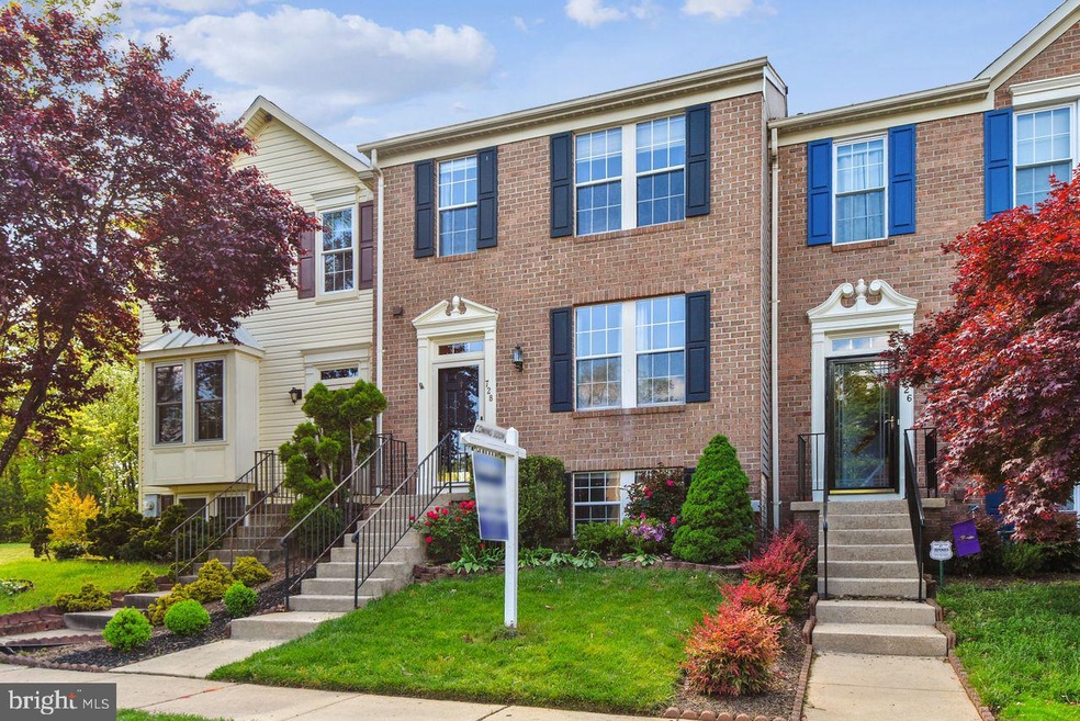 728 Pine Drift Dr, Odenton, MD 21113 - photo 1
