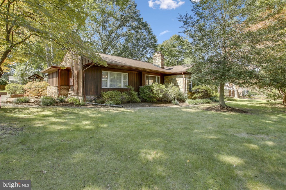 8920 Vernon View Dr, Alexandria, VA 22308 - photo 1