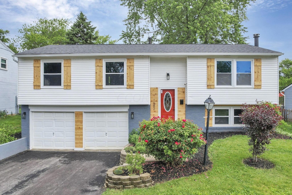 1682 Calgary Dr, Columbus, OH 43229 - photo 1