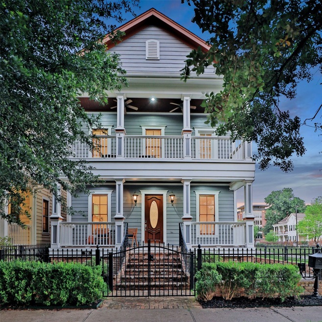 710 Rutland St, Houston, TX 77007 - photo 1