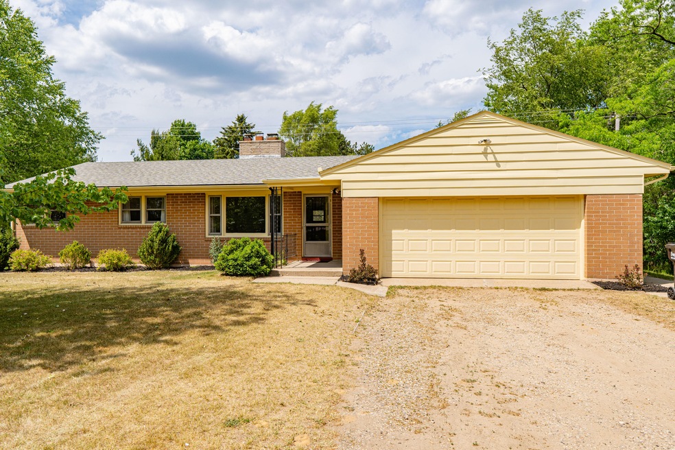 1618 Vanderbilt Ave, Portage, MI 49024 - photo 1