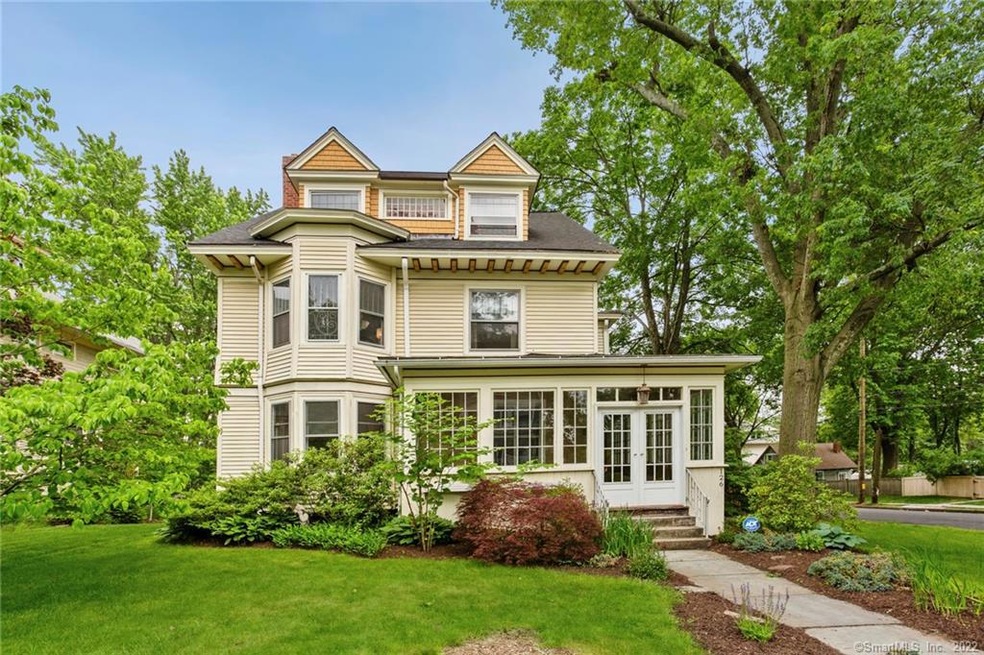 126 Kenyon St, Hartford, CT 06105 - photo 1