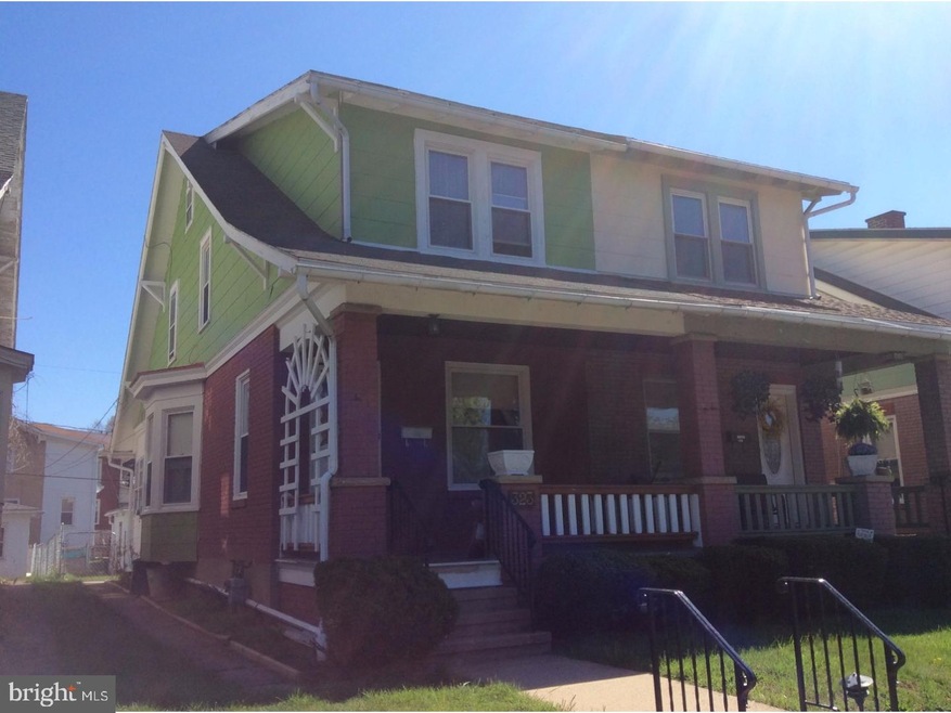 323 N Brobst St, Reading, PA 19607 - photo 1