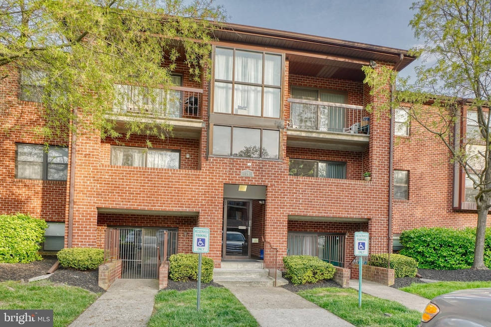 19 Juliet Ln unit 303, Nottingham, MD 21236 - photo 1