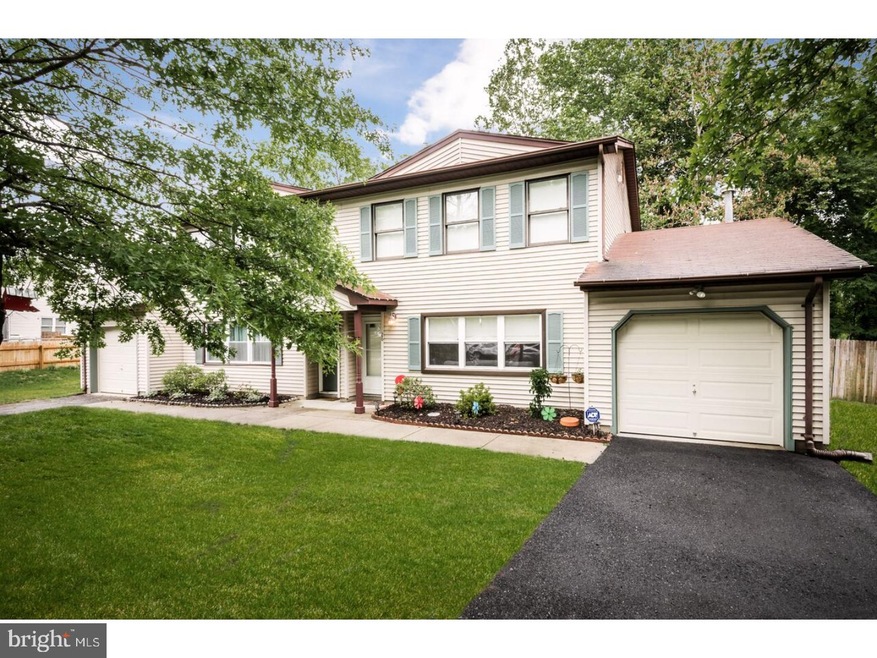 26 Lippincott Ave, Burlington, NJ 08016 - photo 1