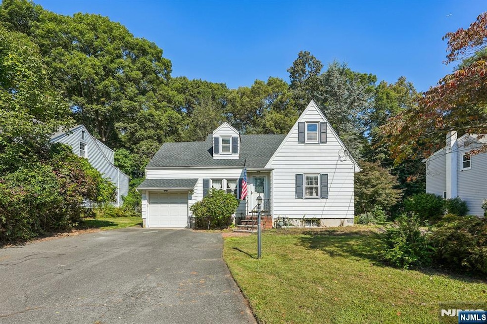 14 Valhalla Way, Wayne, NJ 07470 - photo 1