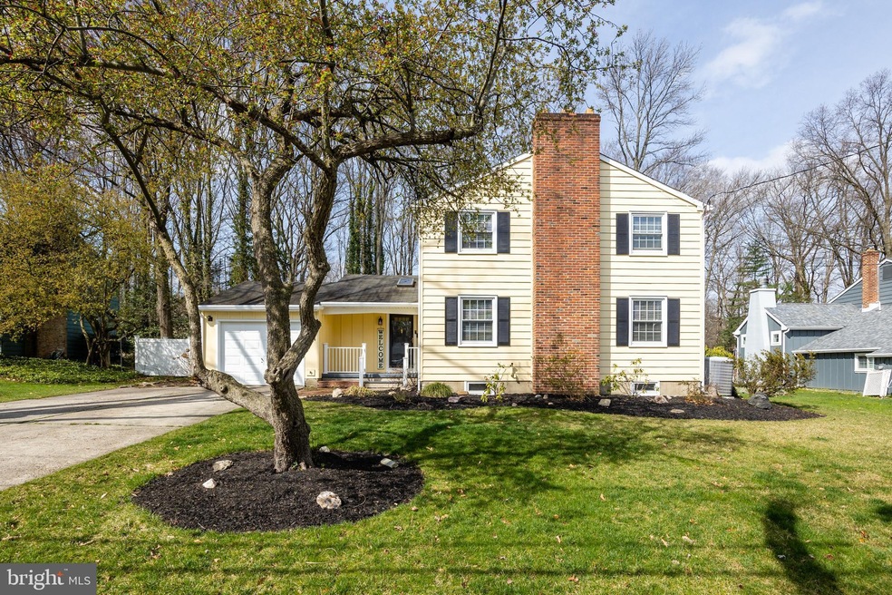 564 Tarrington Rd, Cherry Hill, NJ 08034 - photo 1