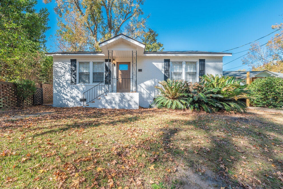 306 Crystal Lake Dr, North Augusta, SC 29841 - photo 1