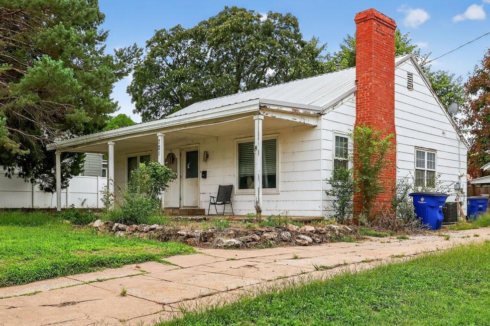 721 10th St, Alva, OK 73717 - photo 1