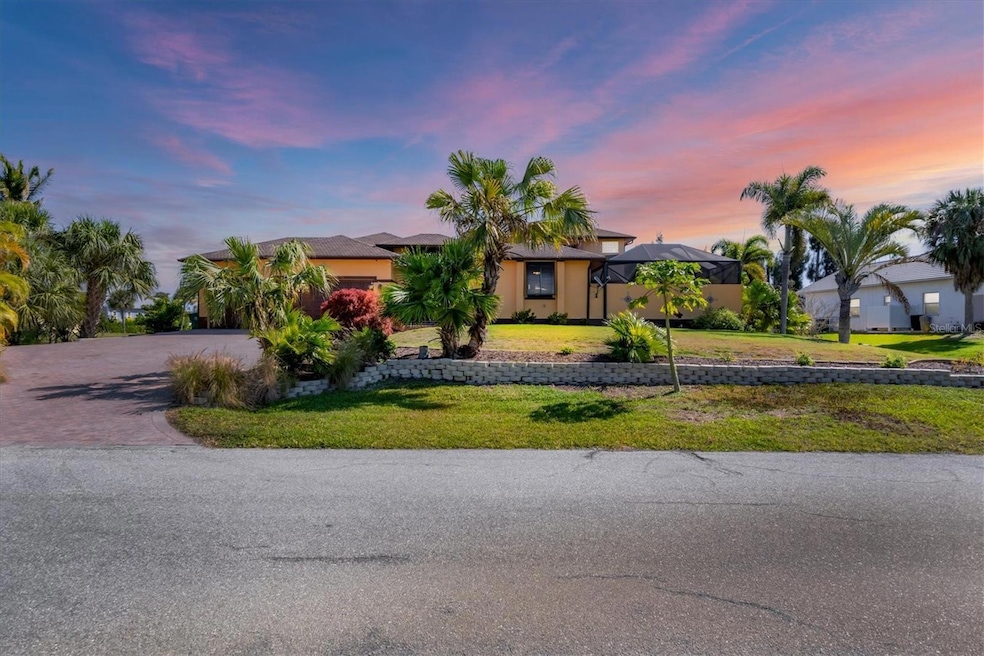 90 Green Dolphin Dr N, Placida, FL 33946 - photo 1