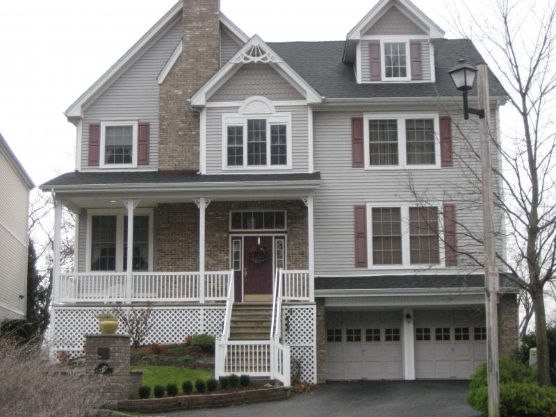 24 Falling Waters, Oakland, NJ 07436 - photo 1