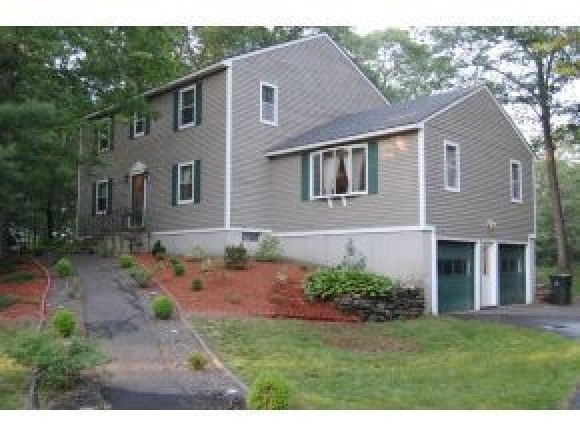 15 Sutton Place, Londonderry, NH 03053 - photo 1