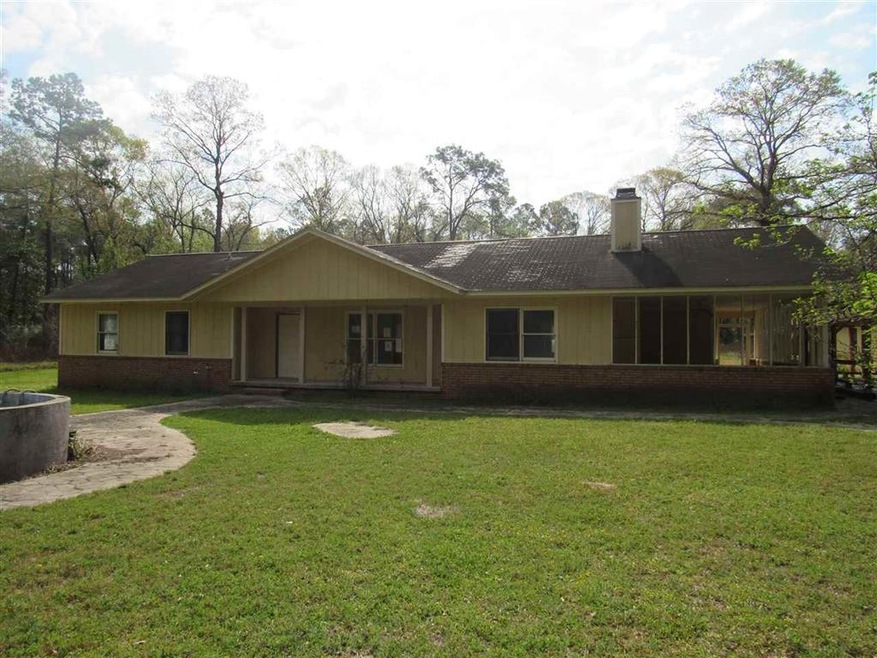 469 Cooperwood Rd, Crawfordville, FL 32327 - photo 1