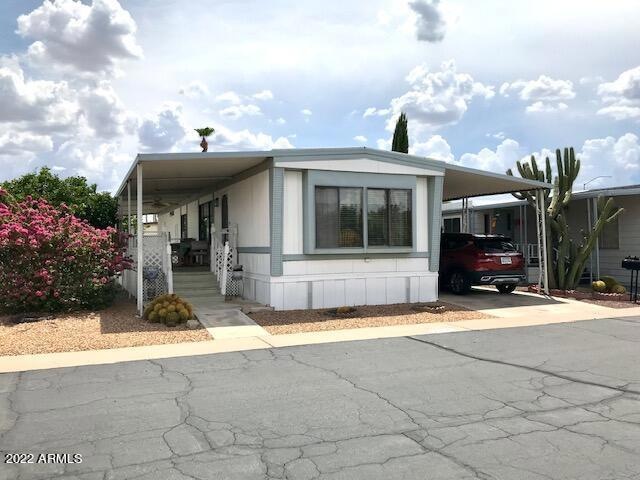 EXTERIOR 204