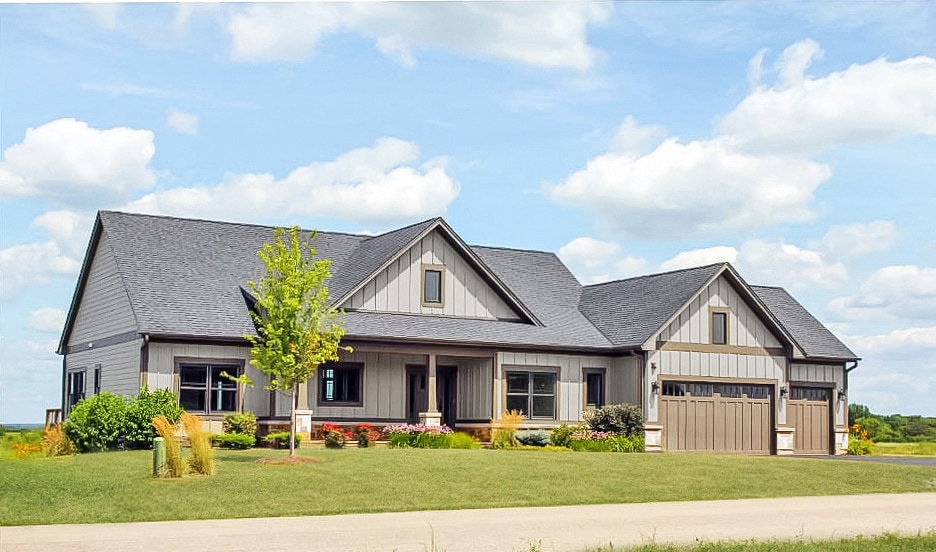 For Sale $675,570 • Co-Listing Agent