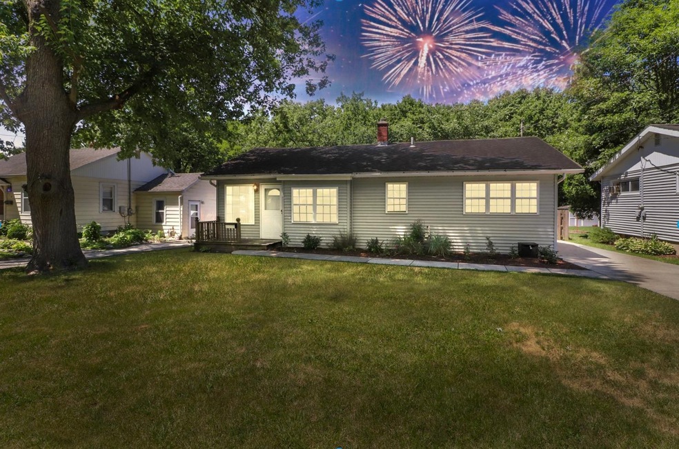 412 W South St, Crown Point, IN 46307 - photo 1