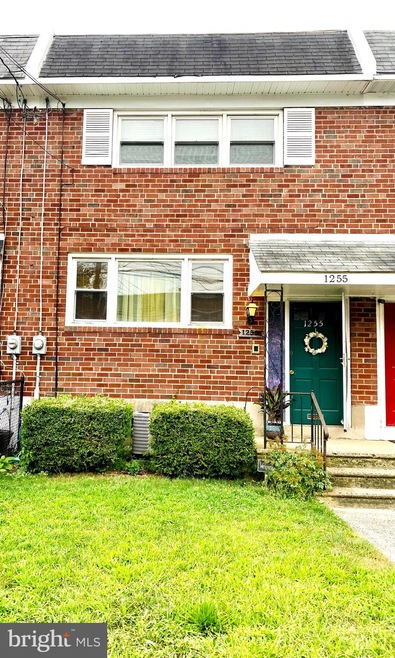 1255 Lakeshore Dr, Camden, NJ 08104 - photo 1