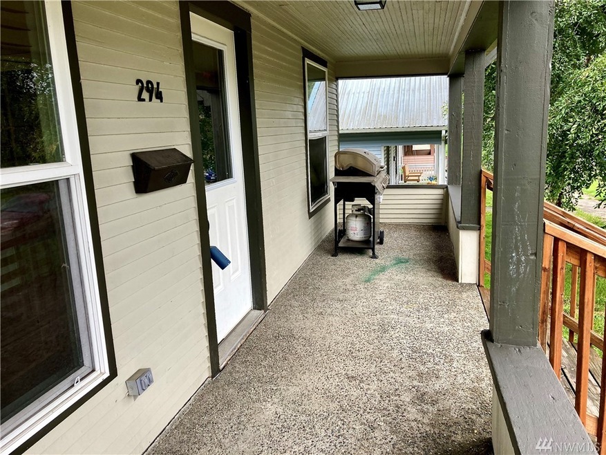 294 SW James St, Chehalis, WA 98532 - photo 1