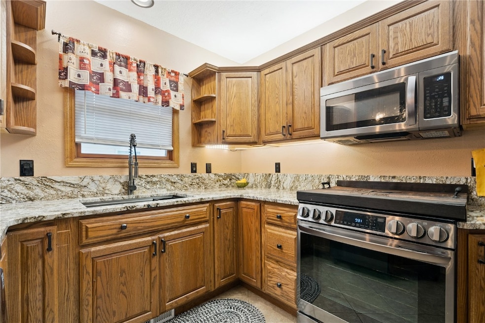 Granite counters and updated appliances
