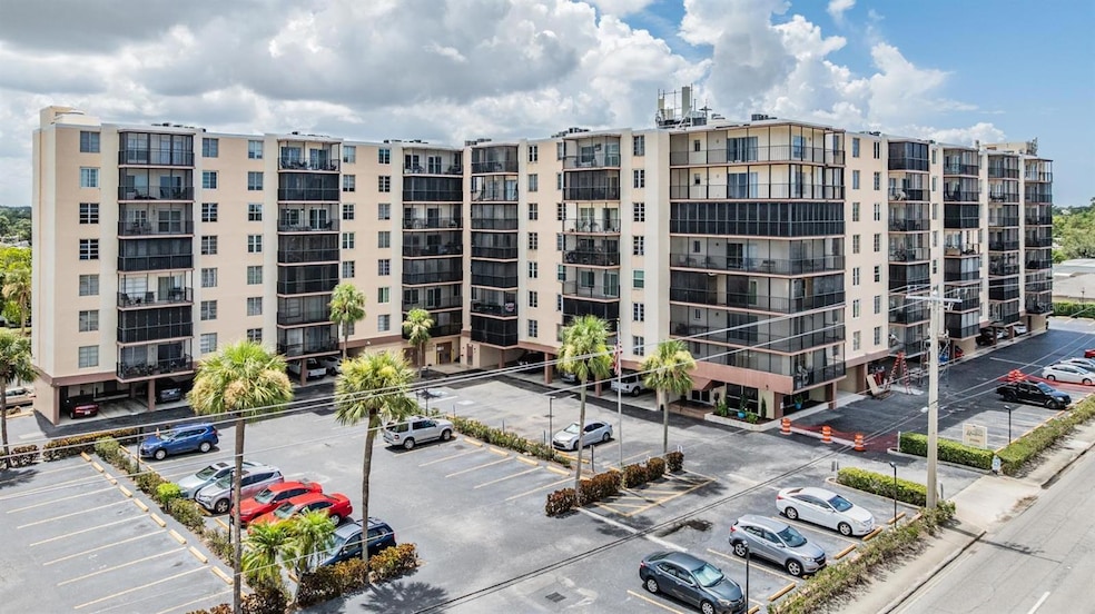 2901 26th St W unit 301, Bradenton, FL 34205 - photo 1