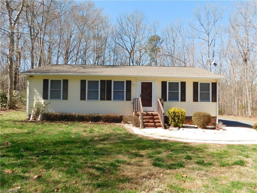 1792 Woodglo Dr, Asheboro, NC 27205 - photo 1