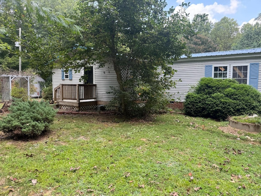 Pending $215,900 • Co-Listing Agent