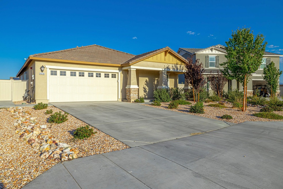 Sold $437,990 • Co-Listing Agent