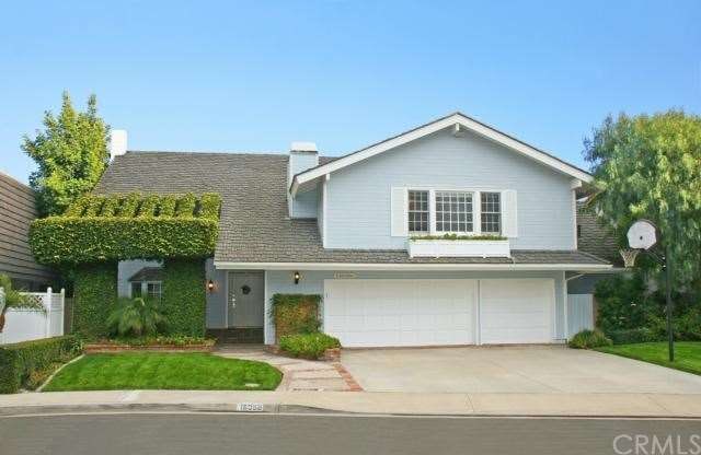 End of Cul-de-Sac & Great Curb Appeal