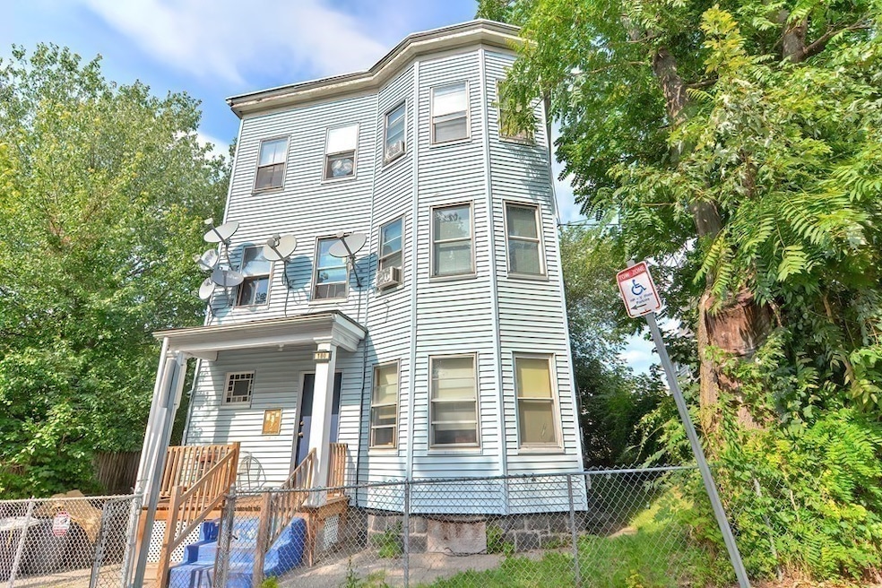 180 Winthrop St, Roxbury, MA 02119 - photo 1