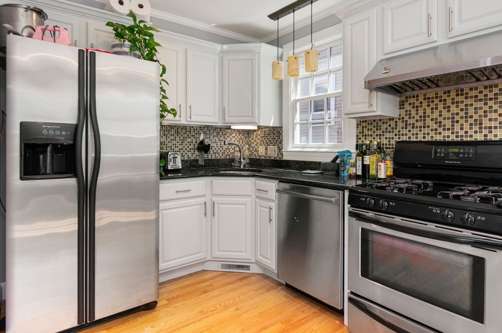 94 Winter St unit 3, Cambridge, MA 02141 - photo 1