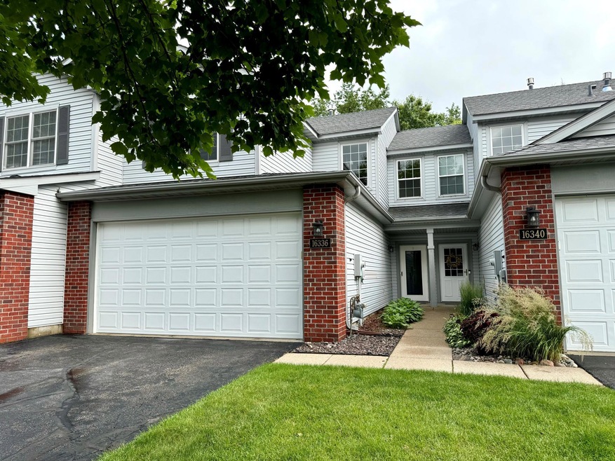 Updated townhome on a premium lot!