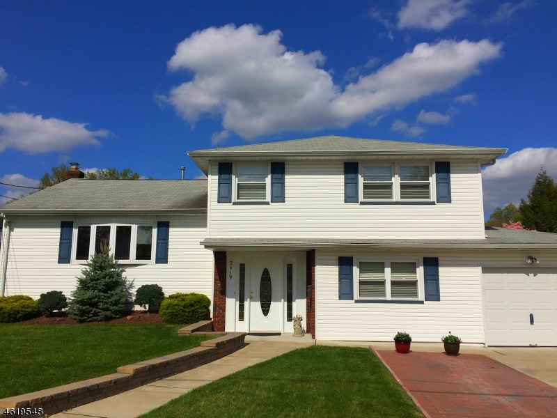 2419 Brentwood Rd, Union, NJ 07083 - photo 1