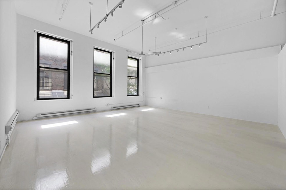 96 Greene St unit 2, New York, NY 10012 - photo 1