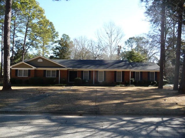 610 Summit Dr, Albany, GA 31707 - photo 1