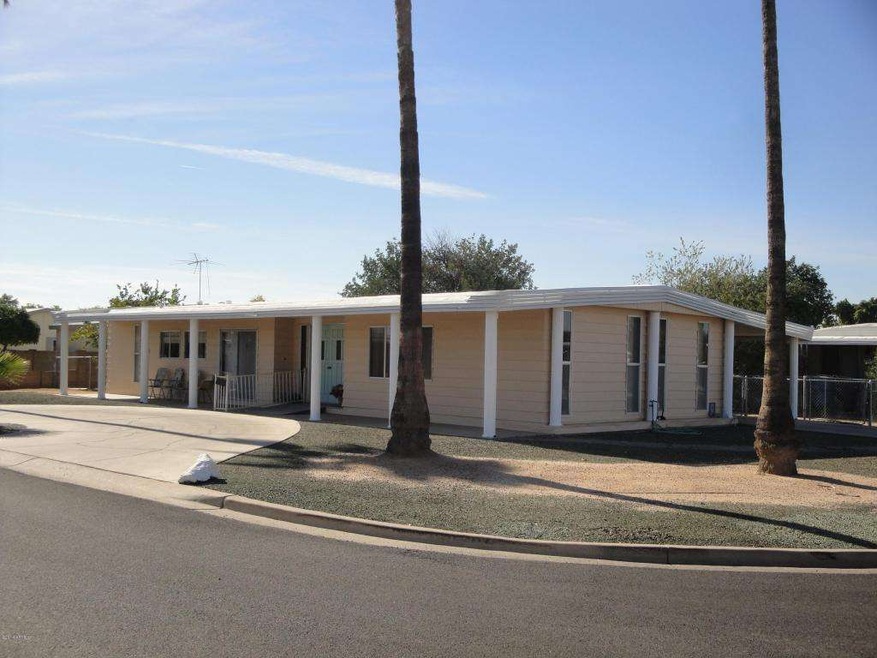 Corner lot, circular drive